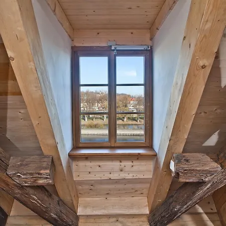 David An Der Donau 4*